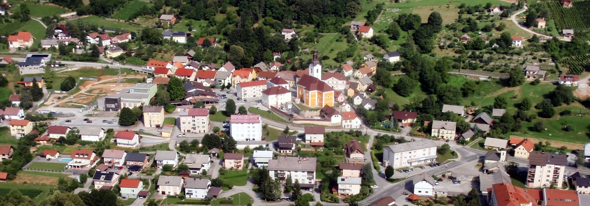 Fotografija Semiča iz zraka